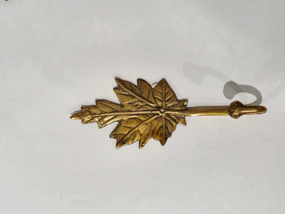 Srikandi - Brass Small Hook - Leaf