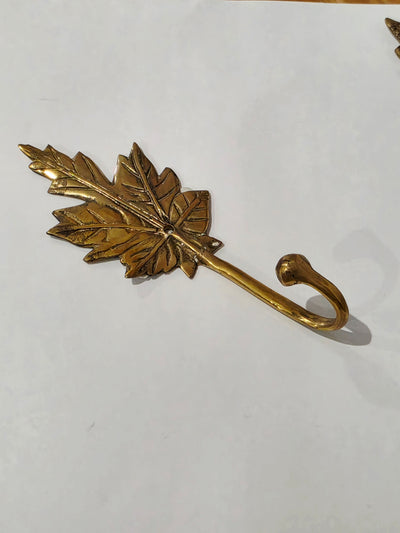 Srikandi - Brass Small Hook - Leaf