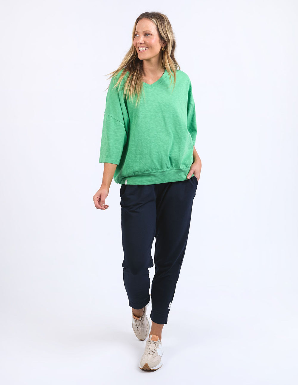 Elm - Mazie Vee Neck - Green