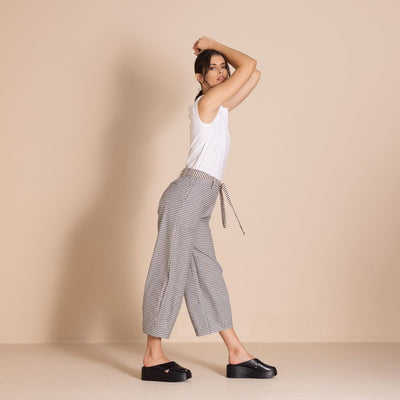 Megan Salmon - Check Barrel Pant - Navy/Cream - M9612