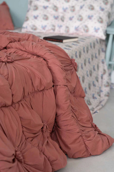 Lazy Bones - Rosette Quilt | Cedar | King