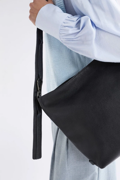 Elk - Hansen Bag - Navy - L0227F00W26