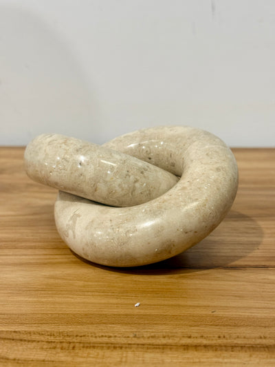 M&H - Marble Knot