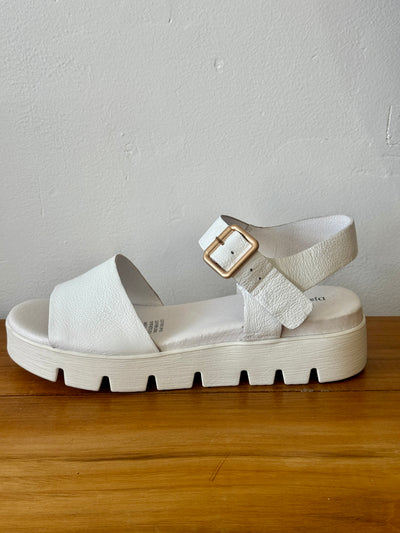 Django & Juliette - Babels Sandal - White