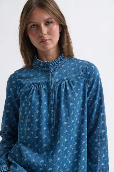 Kireina - Tamara Shirt - Denim with Flower - KAU260024