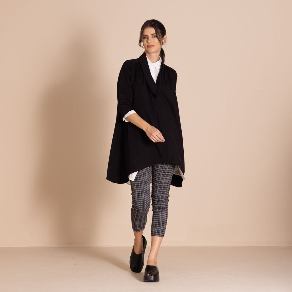 Megan Salmon - Velocity Iman Tunic - Black - M6604