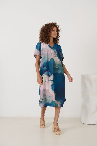 Florencia Phils - Single Pleat Dress with Scoop Hem