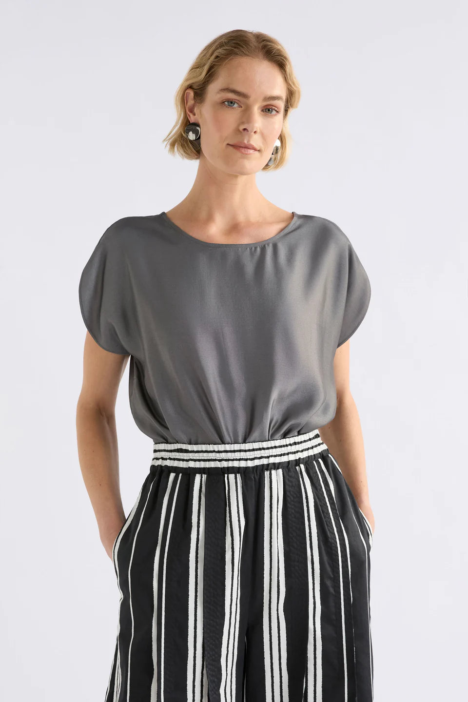 Elk - Medjal Classic Top - Silver/Black - A1409S25