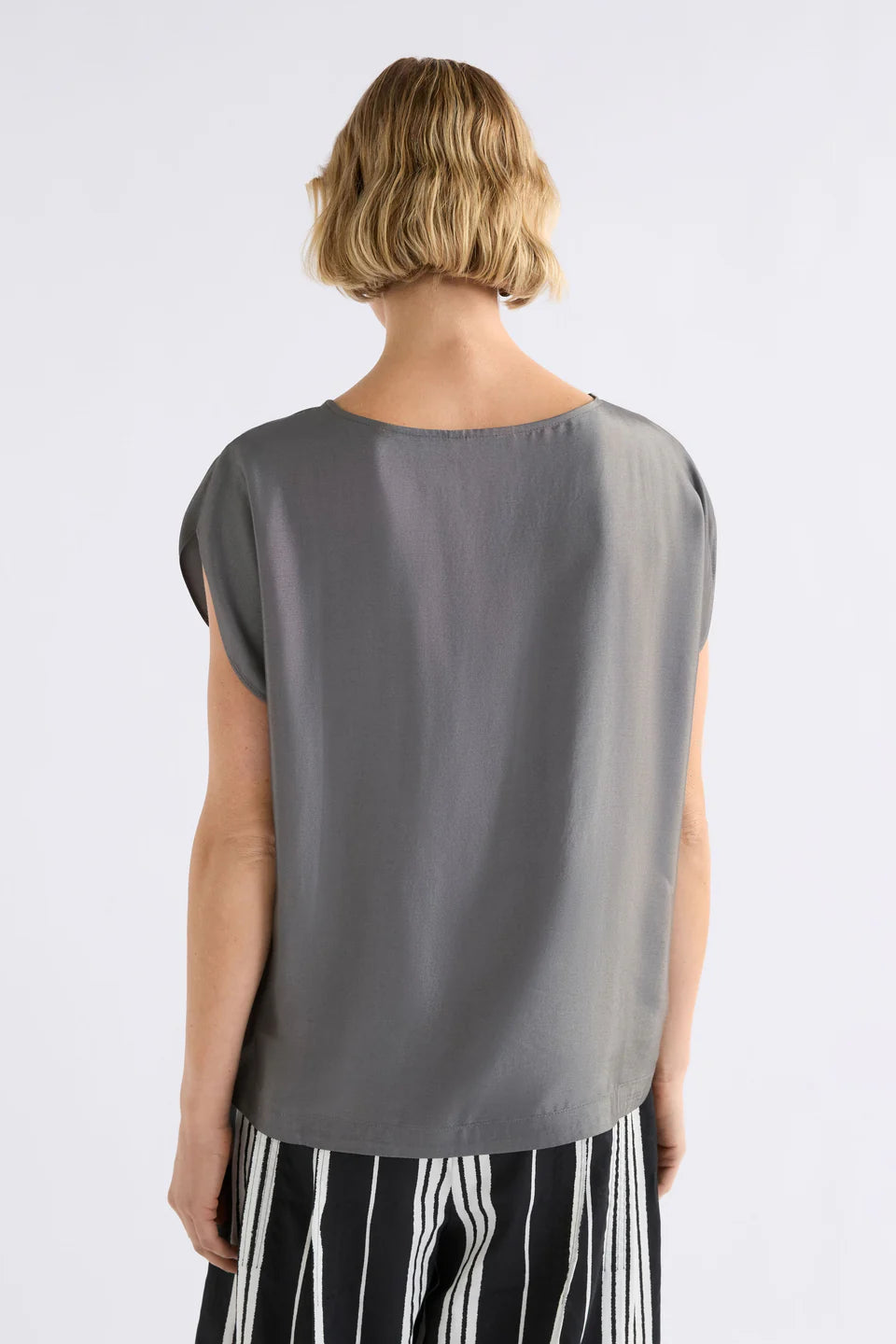 Elk - Medjal Classic Top - Silver/Black - A1409S25