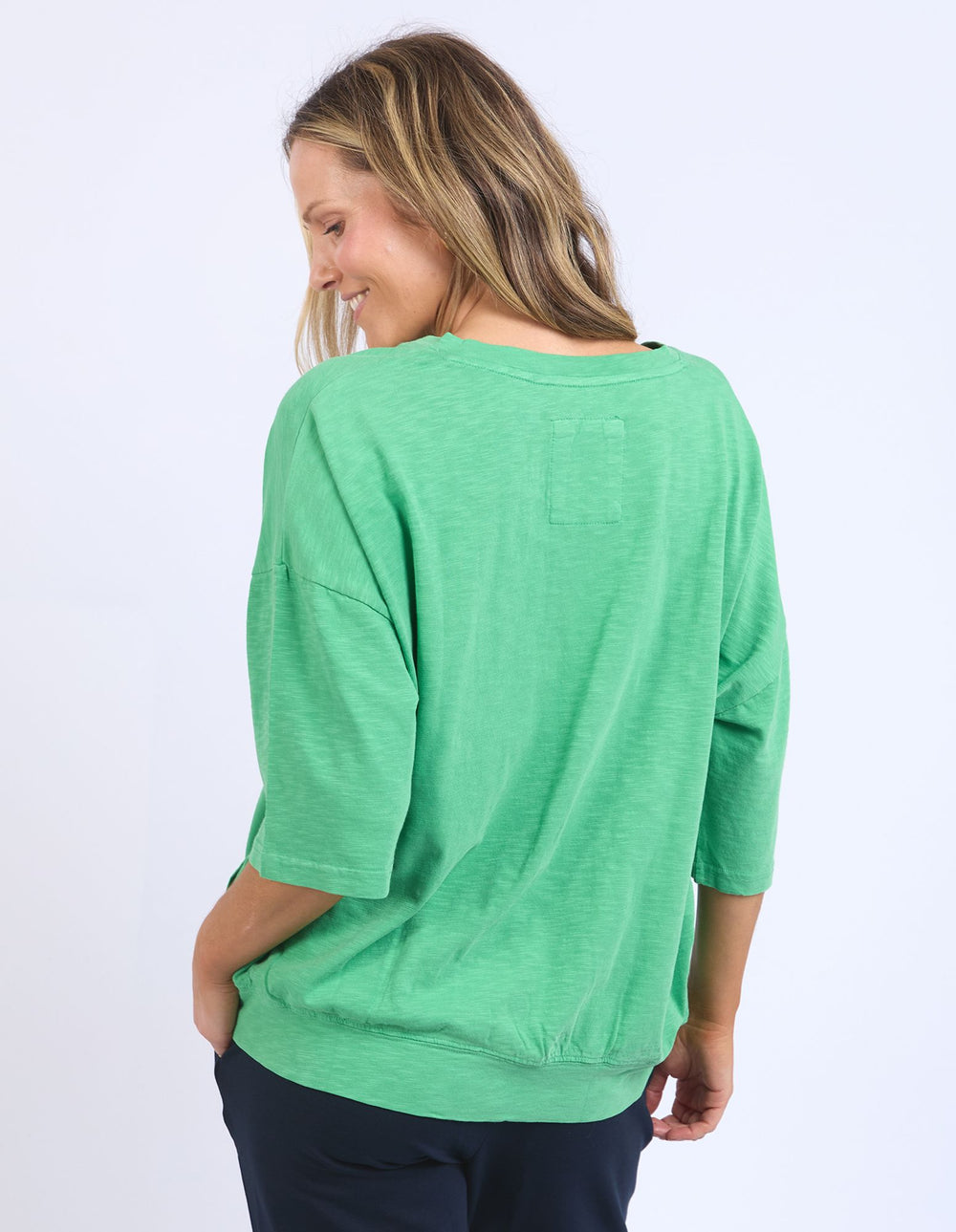 Elm - Mazie Vee Neck - Green