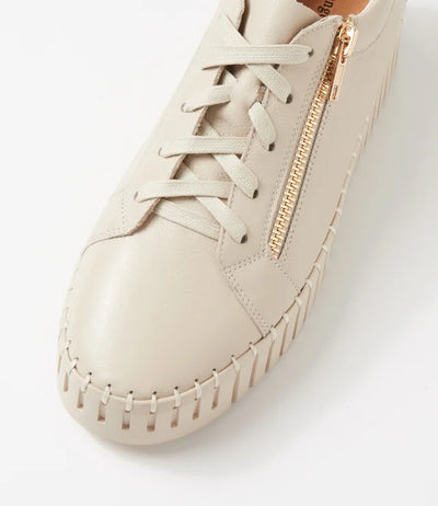Django & Juliette - Bump Leather Sneaker - Vanilla