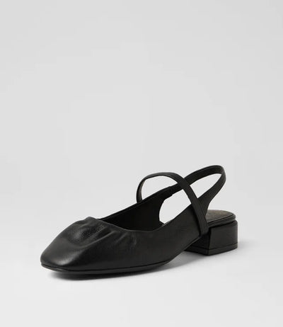 Django & Juliette - Varka Leather Sandal - Black