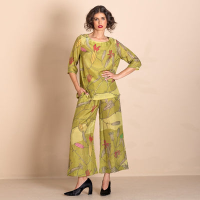 Megan Salmon - Wall Lettuce Tee Top